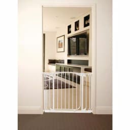 Dreambaby Chelsea Auto-Close Security Gate with Extensions, White, 29.5 in. H thumbnail 6