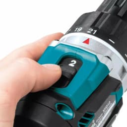 Makita 18V LXT Brushless 1/2 in. Driver-Drill Kit with Two 5.0 Ah Batteries, Charger, and Bag thumbnail 13