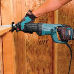 Makita 11 Amp Corded Variable Speed Reciprocating Saw with Hard Case thumbnail 9