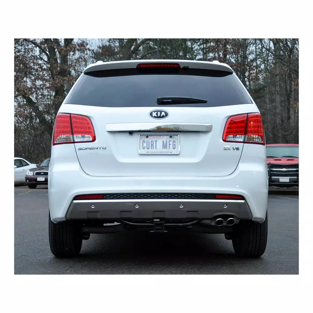 CURT Class 3 Trailer Hitch 2-in Receiver for Hyundai Santa Fe & Kia Sorento