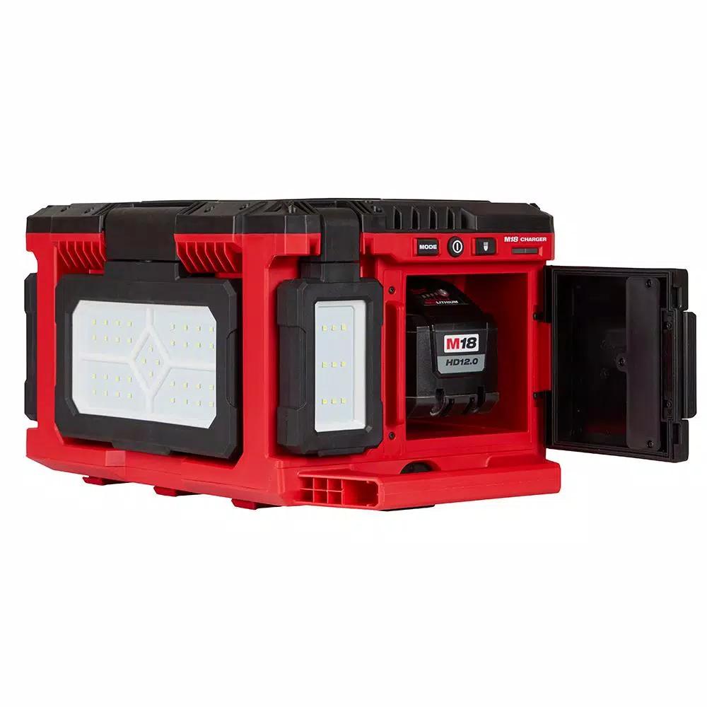 Milwaukee M18 PACKOUT 3000 Lumens LED Light with Built-In Charger
