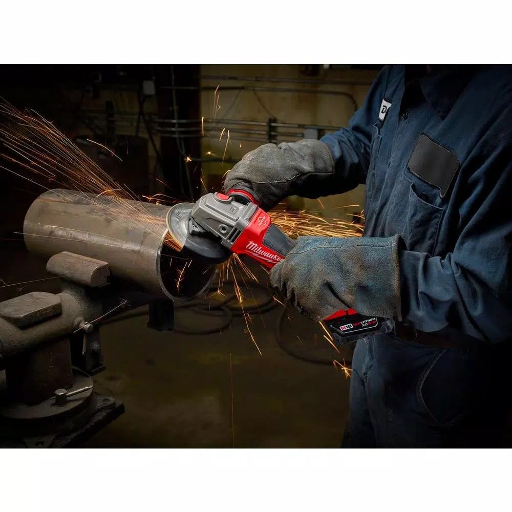 Milwaukee M18 FUEL 4-1/2 in. / 5 in. Braking Cordless Angle Grinder Kit with Two 5.0 Ah Batteries & Charger