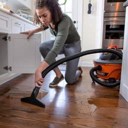 RIDGID 1-7/8 in. Wet Nozzle and Squeegee Attachment for Wet/Dry Shop Vacuums thumbnail 7