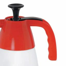 Chapin 48 oz. Farm and Field Hand Sprayer thumbnail 4