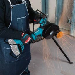 Makita 18V X2 LXT Brushless 7 in. Cordless Angle Grinder with AWS & Electric Brake thumbnail 3