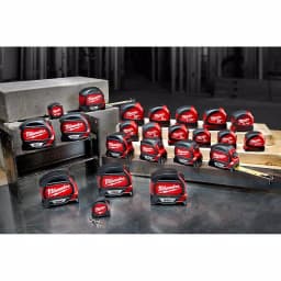 Milwaukee 26 ft. Compact Tape Measure with Nylon Blade Protection thumbnail 5
