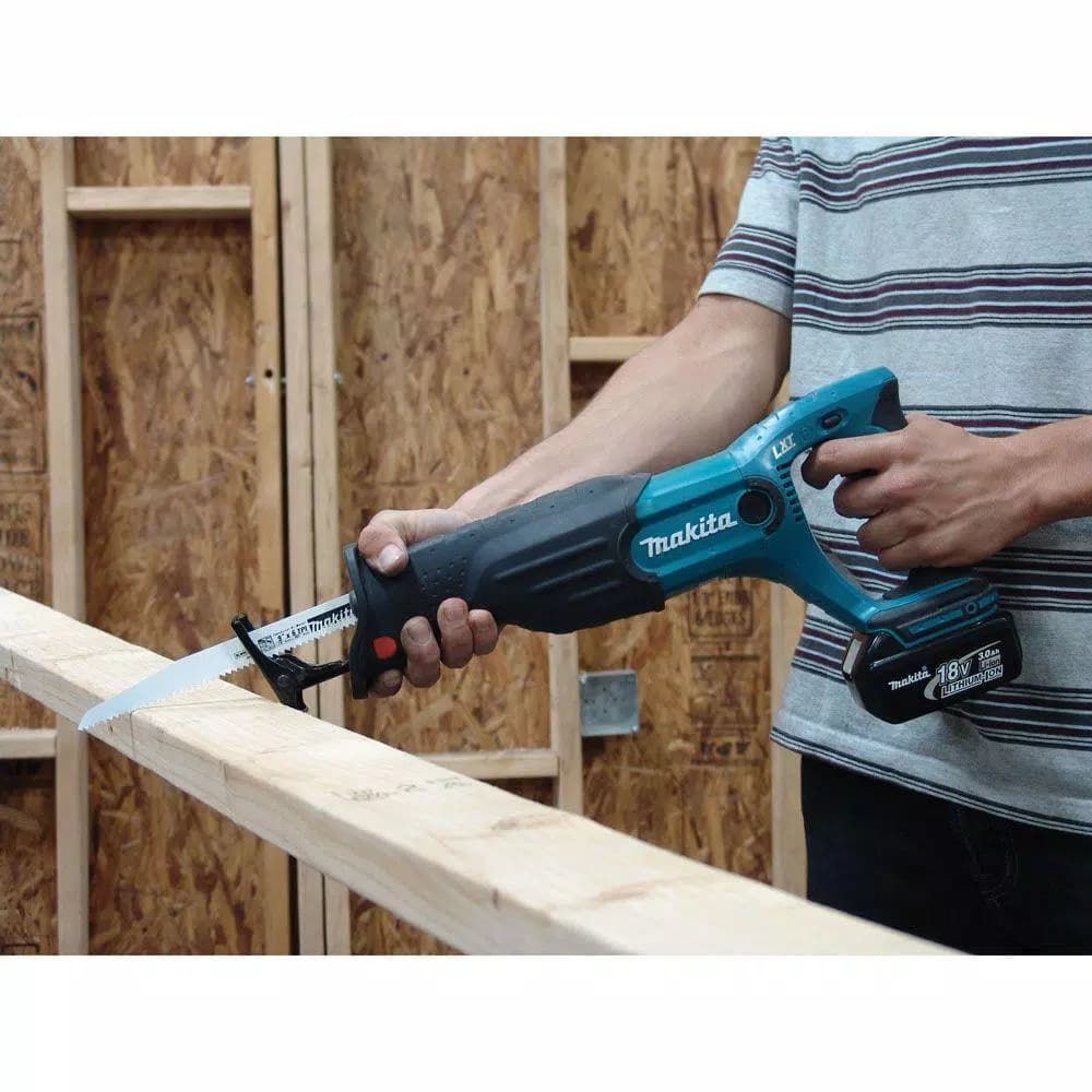 Makita 18V LXT Cordless Variable Speed Reciprocating Saw, Tool-Only