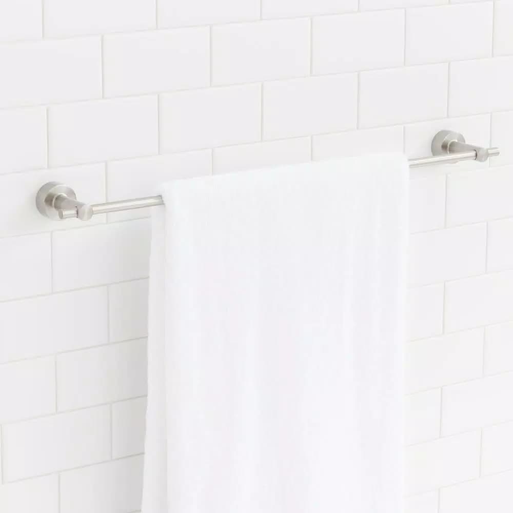 Glacier Bay Innburg 18 in. Single Towel Bar, Brushed Nickel