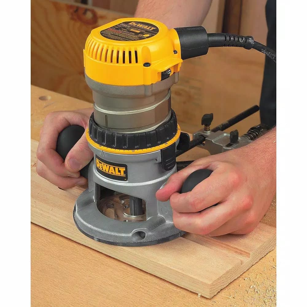 DEWALT 1.75 HP Fixed Base Router, 11-Amp Corded Power Tool