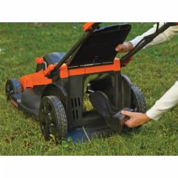 BLACK+DECKER 40V MAX 20 in. Cordless Walk Behind Push Mower with (2) 2.0 Ah Batteries and Charger thumbnail 8