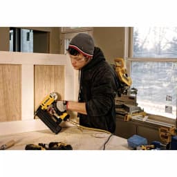DEWALT 18-Gauge Pneumatic Brad Nailer, 5/8 in. to 2-1/8 in. thumbnail 12