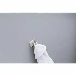 Delta Everly Single Towel and Robe Hook in Brushed Nickel thumbnail 3