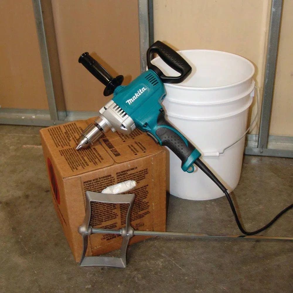 Makita DS4011 1/2 in. Spade Handle Drill, 8.5 Amp, Corded