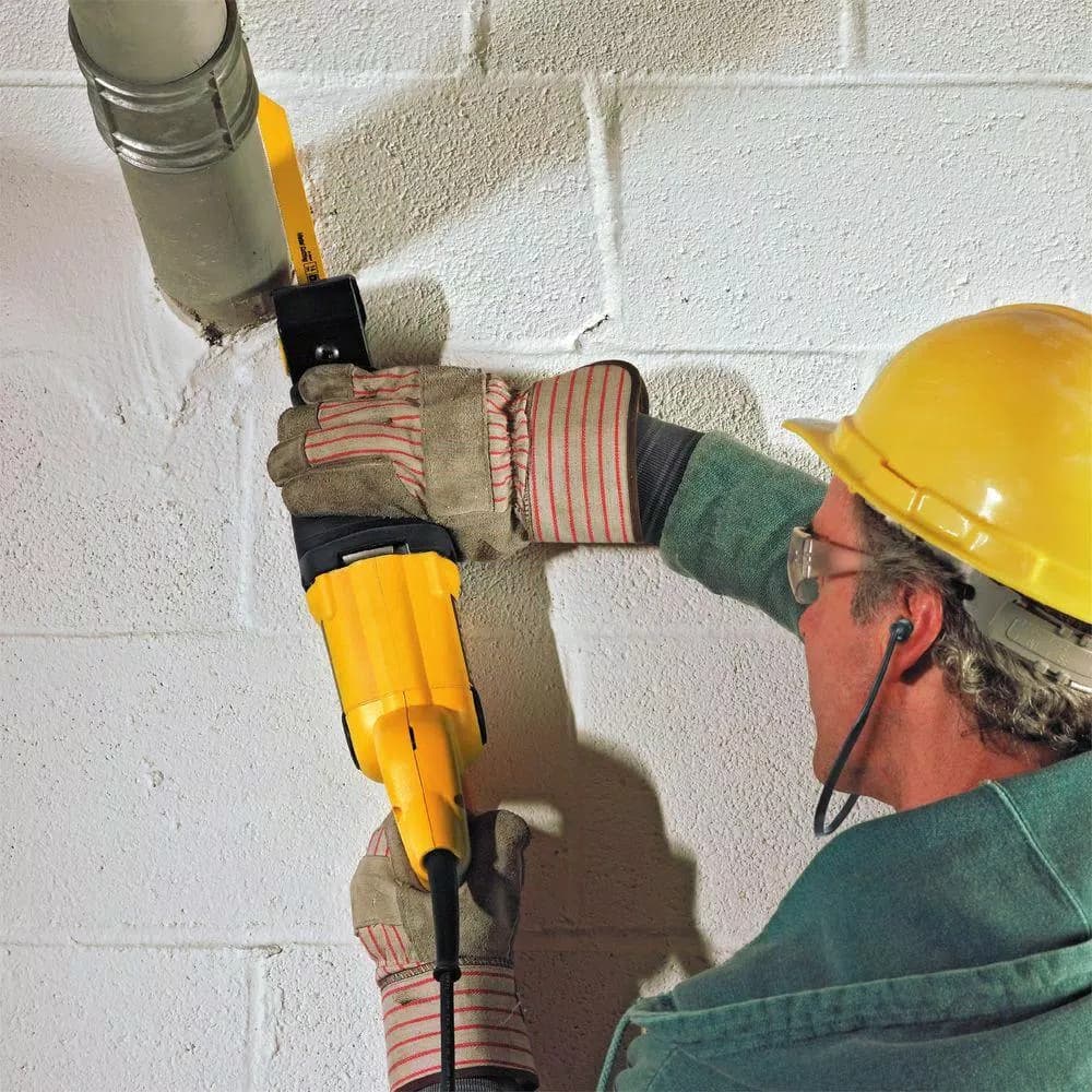 DEWALT DWE304 10-Amp Corded Variable Speed Reciprocating Saw
