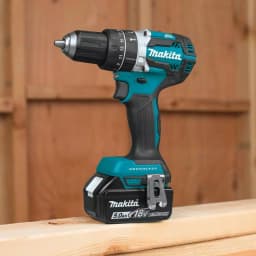 Makita 18V LXT Brushless Cordless Combo Kit - Hammer Drill, Impact Driver, Recip Saw & Flashlight (4-Piece) thumbnail 8