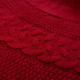 Glitzhome 52 in. Red Knitted Acrylic Christmas Tree Skirt thumbnail 5