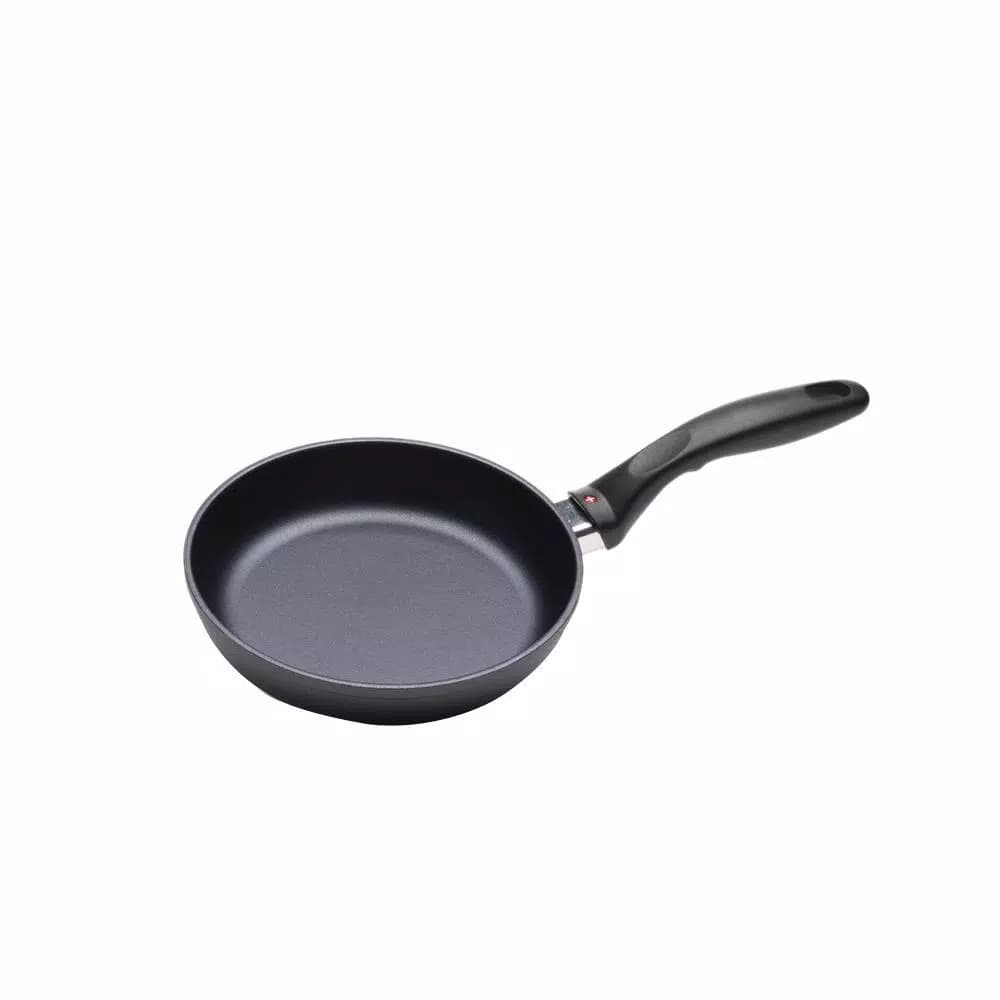 Swiss Diamond Classic Series 8 in. Cast Aluminum Nonstick Frying Pan, Grey