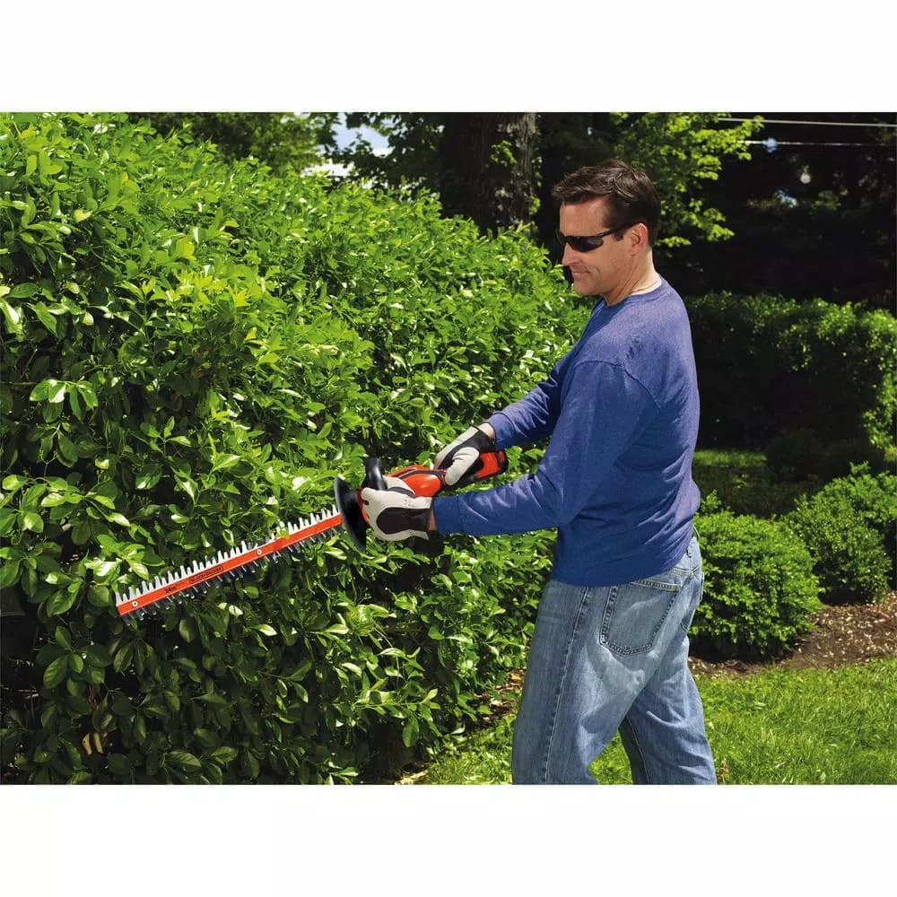 BLACK+DECKER 24 in. 40V MAX Cordless Lithium-Ion Hedge Trimmer with 1.5 Ah Battery and Charger