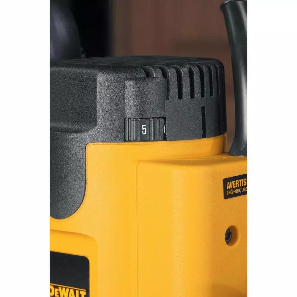 DEWALT DW621 2 HP Electronic Variable Speed Plunge Router