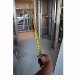 Klein Tools 25 ft. Magnetic Tape Measure and ACCU-BEND Magnetic Level Kit (2-Piece) thumbnail 6