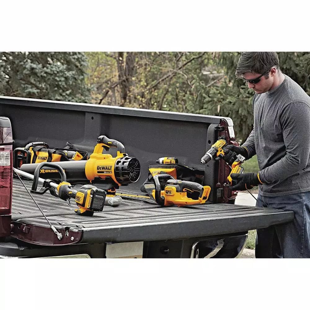 DEWALT 20V MAX Lithium-Ion Cordless 22 in. Hedge Trimmer (Tool Only)
