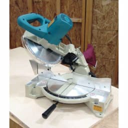 Makita 10 in. 15 Amp Corded Single Bevel Compound Miter Saw with 40T Carbide Blade thumbnail 5