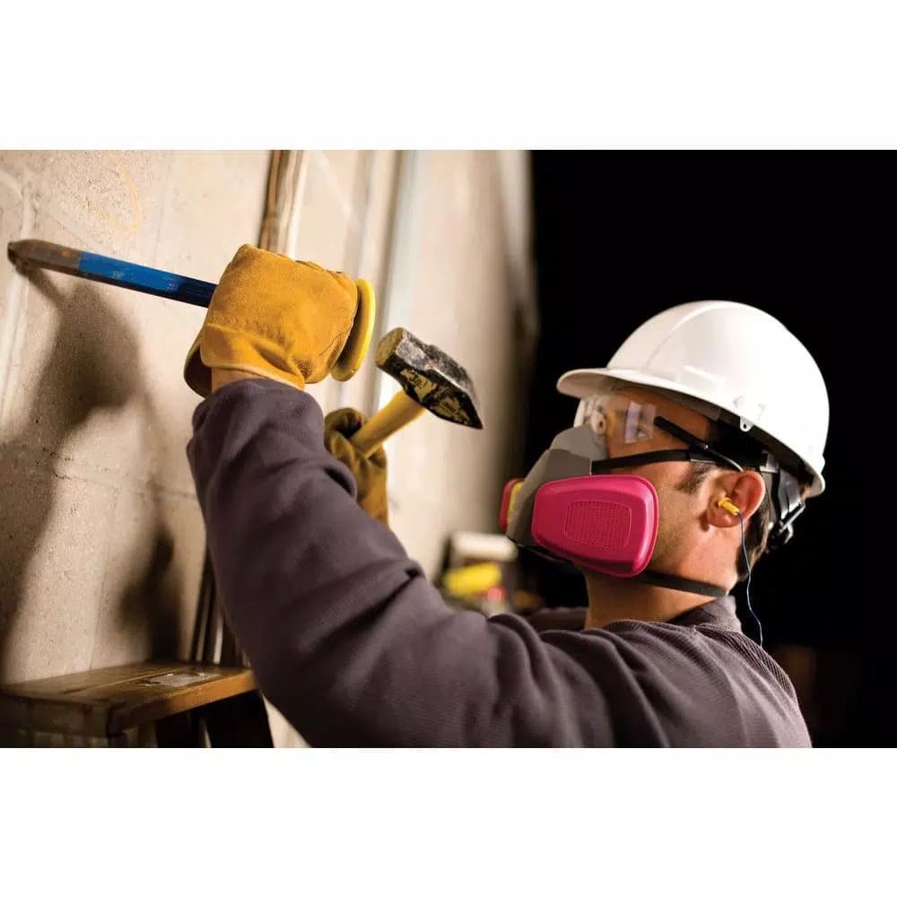 3M White Non-Vented Hard Hat with 4-Point Ratchet Adjustment