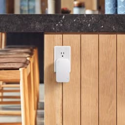 Ring Alarm Z-Wave Range Extender (2nd Gen) for Enhanced Smart Home Connectivity thumbnail 3