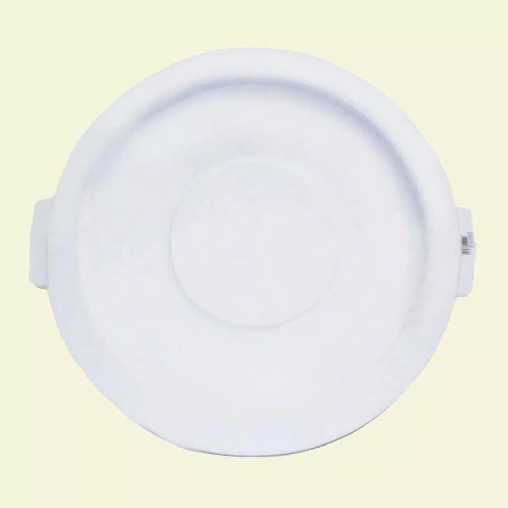 Carlisle Bronco 20 Gal. White Round Trash Can Recycle Lid with 8 in. Hole (6-Pack)