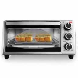 BLACK+DECKER 4-Slice Stainless Steel Toaster Oven with EvenToast Technology thumbnail 3