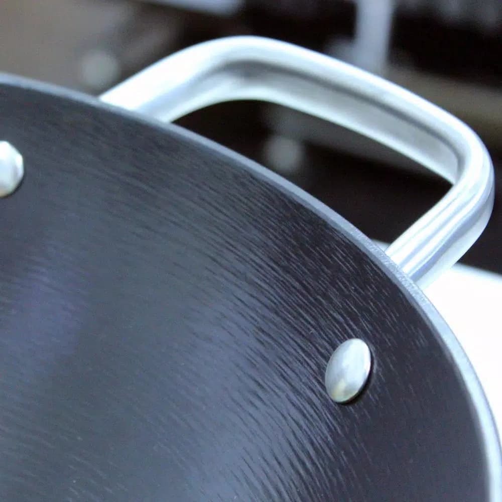 BergHOFF Geminis 12.5 in. Spun Cast Iron Wok with Nonstick 3-Layer Ceramic Coating