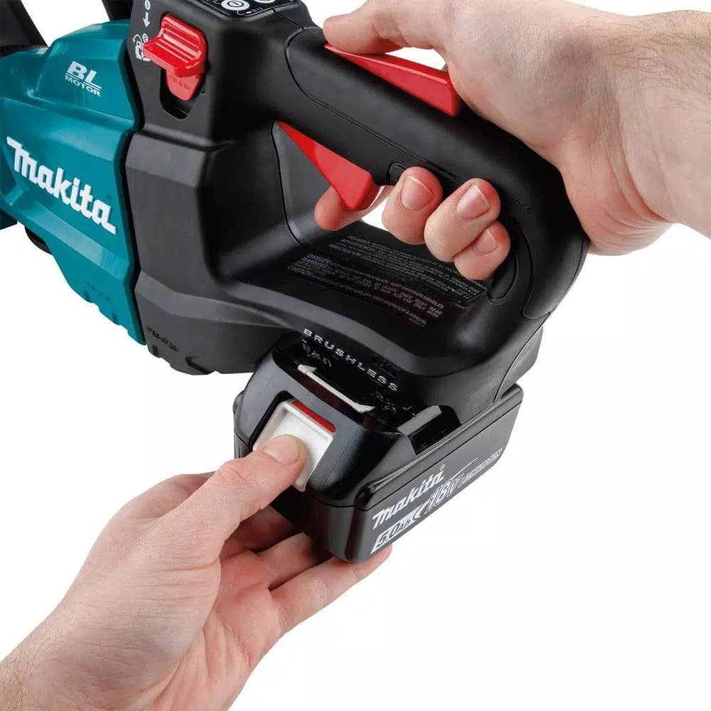 Makita 18V LXT Brushless Cordless 24 in. Hedge Trimmer Kit with (2) 5.0 Ah Batteries and Charger
