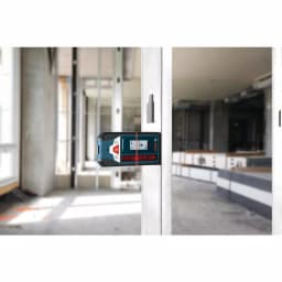 Bosch LR 7 Line Laser Receiver with Oversized Backlit LCD and 165 ft. Range thumbnail 2