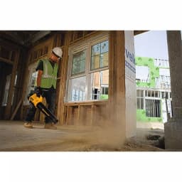 DEWALT 20V MAX Cordless Hedge Trimmer Kit with 5.0 Ah Battery, Charger, and Bonus Handheld Leaf Blower thumbnail 5
