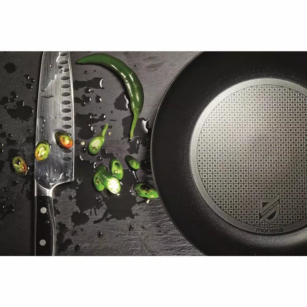 Moneta Nova Induction 11.5 in. Aluminum Nonstick Wok, Black