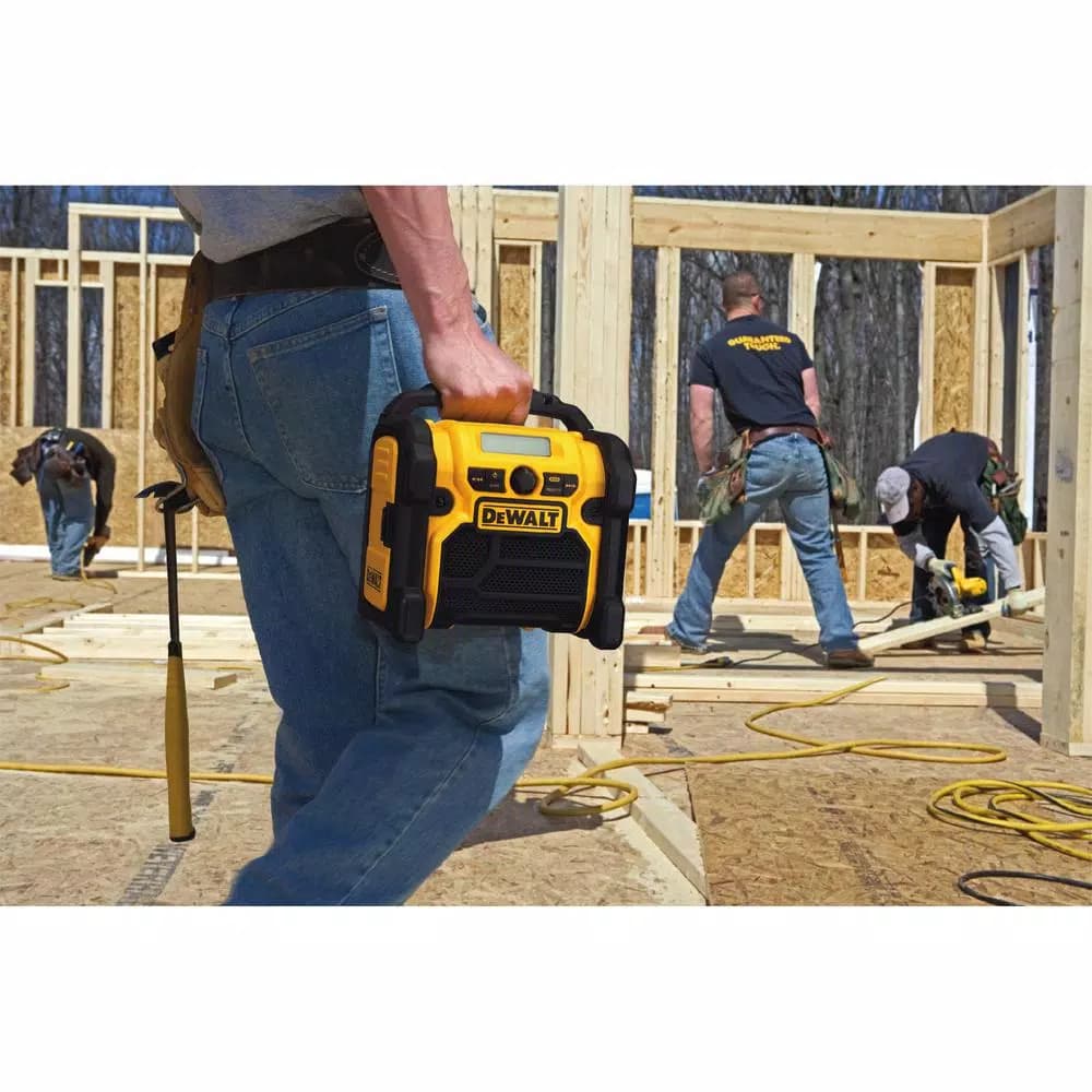 DEWALT FLEXVOLT 60V MAX Cordless Brushless Reciprocating Saw Kit with 6.0Ah Battery & Worksite Radio