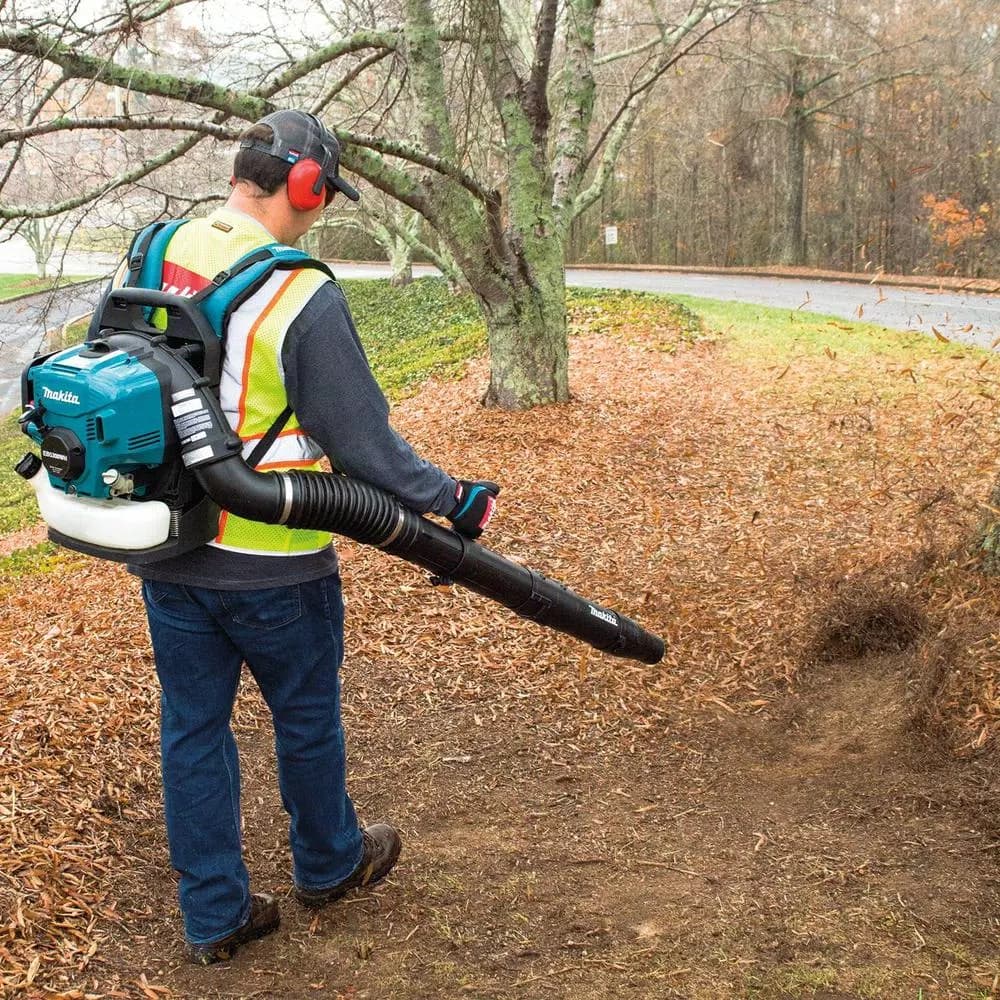 Makita 52.5cc MM4 4-Stroke Gas Backpack Blower, 184 MPH, 516 CFM