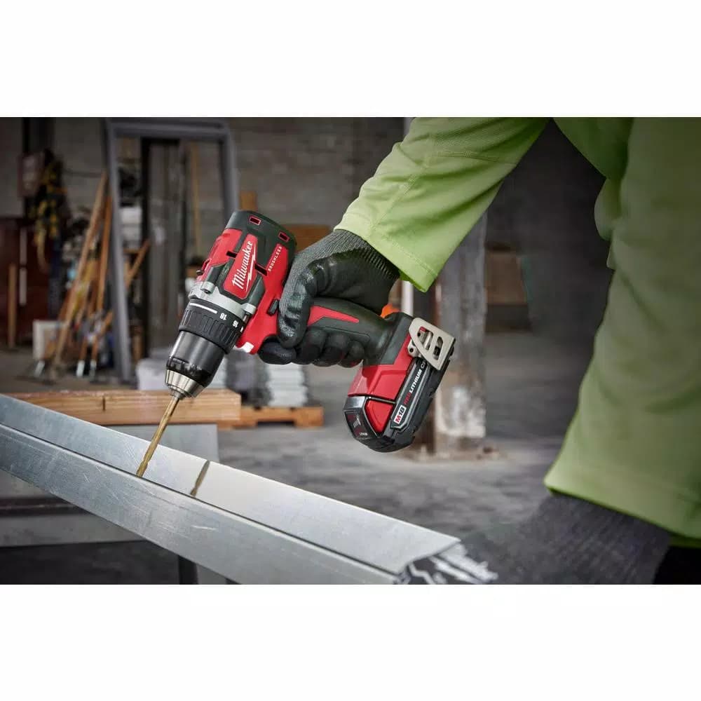 Milwaukee M18 18V Brushless Cordless 1/2 in. Compact Drill/Driver (Tool-Only)