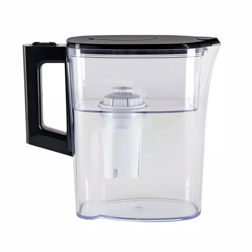 Vitapur 6-Cup Water Filtration Pitcher with Universal Filter