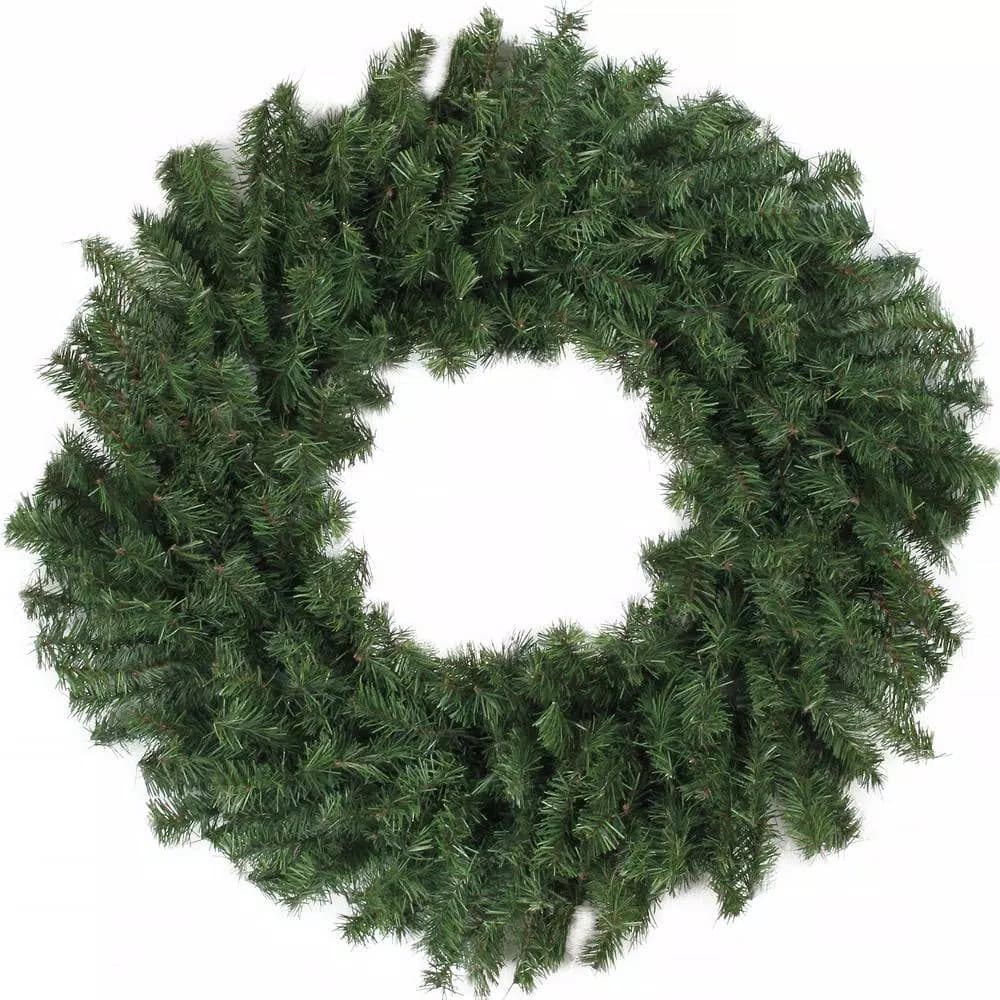 Northlight 24 in. Canadian Pine Artificial Christmas Wreath, Unlit, Green