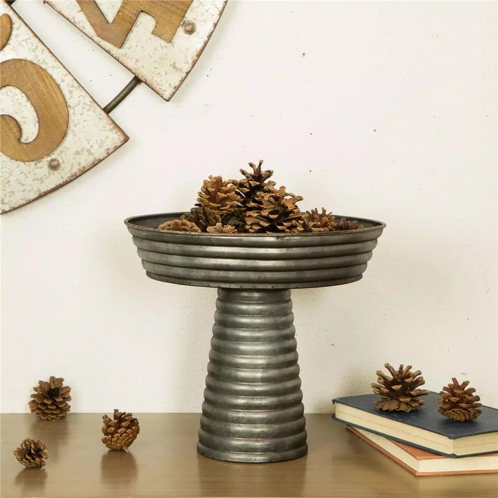 Glitzhome 12 in. Round Farmhouse Galvanized Metal Decorative Tray with Corrugated Edge