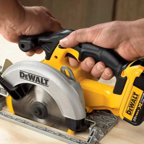 DEWALT 20-Volt MAX Cordless 6-1/2 in. Circular Saw with (1) 20-Volt Battery 3.0Ah & Charger