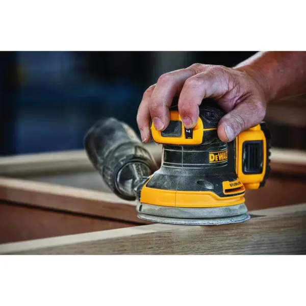 DEWALT 20-Volt MAX XR Cordless Brushless 5 in. Random Orbital Sander with (1) 20-Volt Battery 3.0Ah & Charger