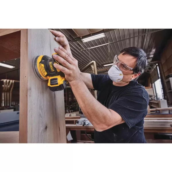 DEWALT 20-Volt MAX XR Cordless Brushless 5 in. Random Orbital Sander with (1) 20-Volt Battery 5.0Ah & Charger