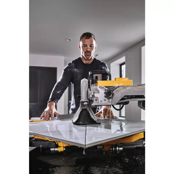 DEWALT 10 in. High Capacity Wet Tile Saw with Stand