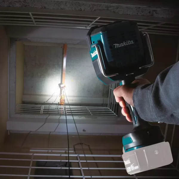 Makita 18-Volt LXT Lithium-Ion Cordless L.E.D. Flashlight / Spotlight (Light Only)