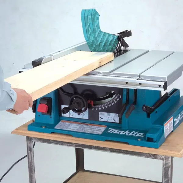 Makita 15 Amp 10 in. Corded Contractor Table Saw with 25 in. Rip Capacity and 32T Carbide Blade