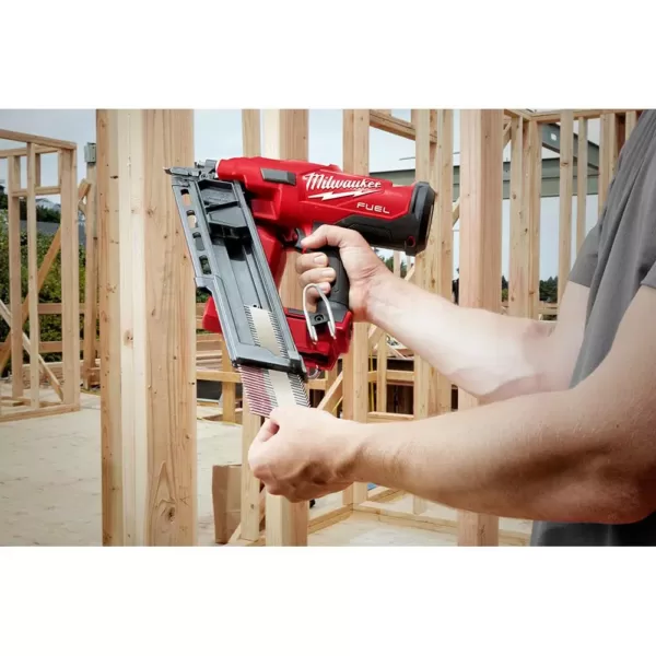 Milwaukee M18 FUEL 3-1/2 in. 18-Volt 30-Degree Lithium-Ion Brushless Framing Nailer Kit and Performance Safety Glasses with Gasket